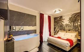 FOURHEADS Private Suites
